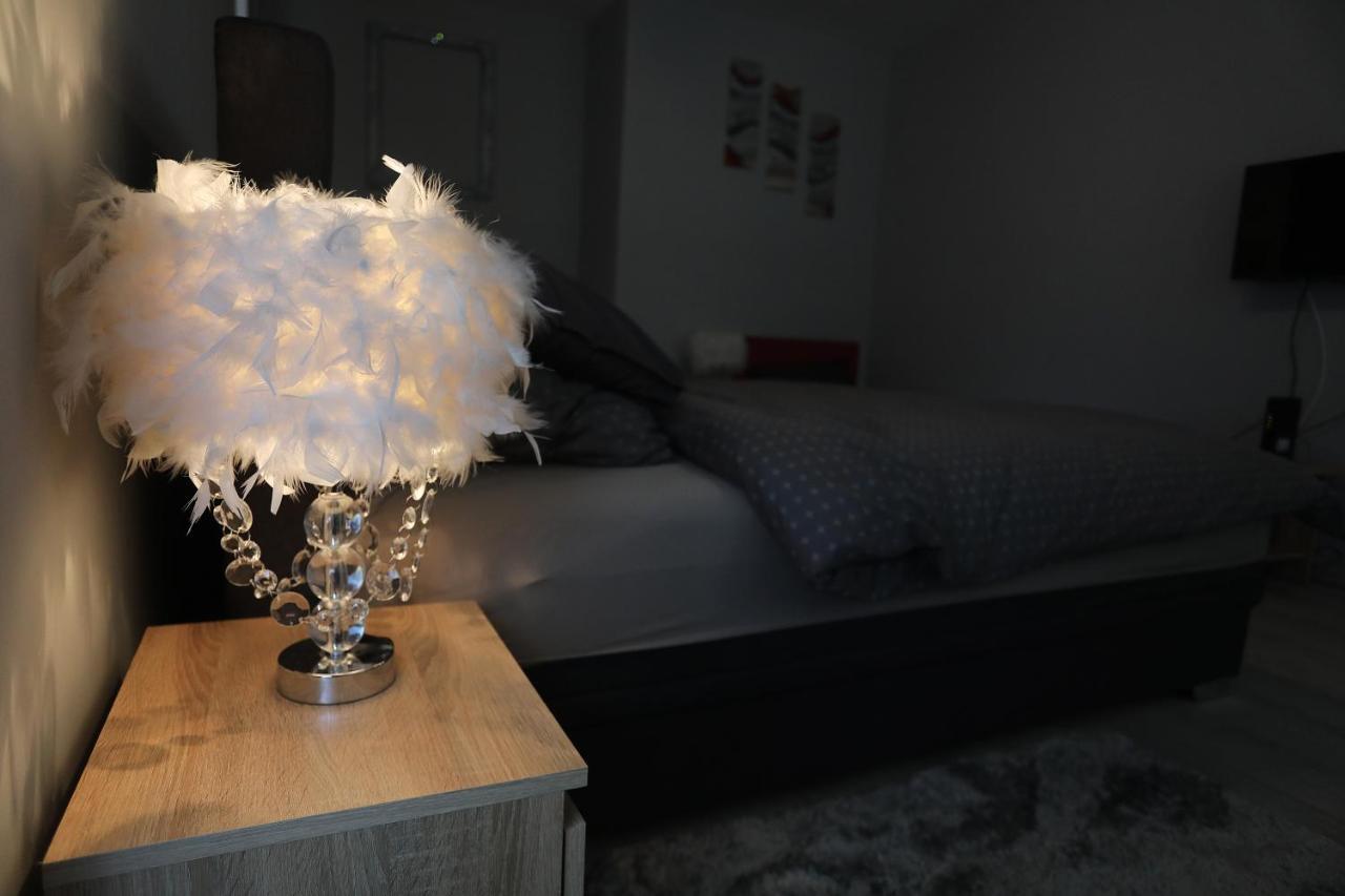 Studio Apartman Ana Osijek Exteriör bild